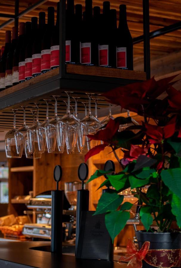 Hotel Leonard Nova Ponente Zewnętrze zdjęcie
