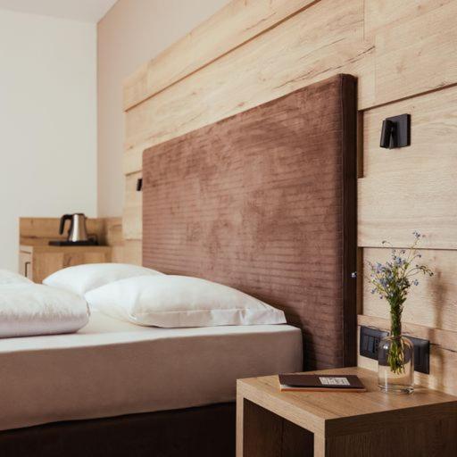 Hotel Leonard Nova Ponente Zewnętrze zdjęcie