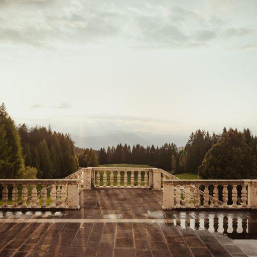 Hotel Leonard Nova Ponente Zewnętrze zdjęcie