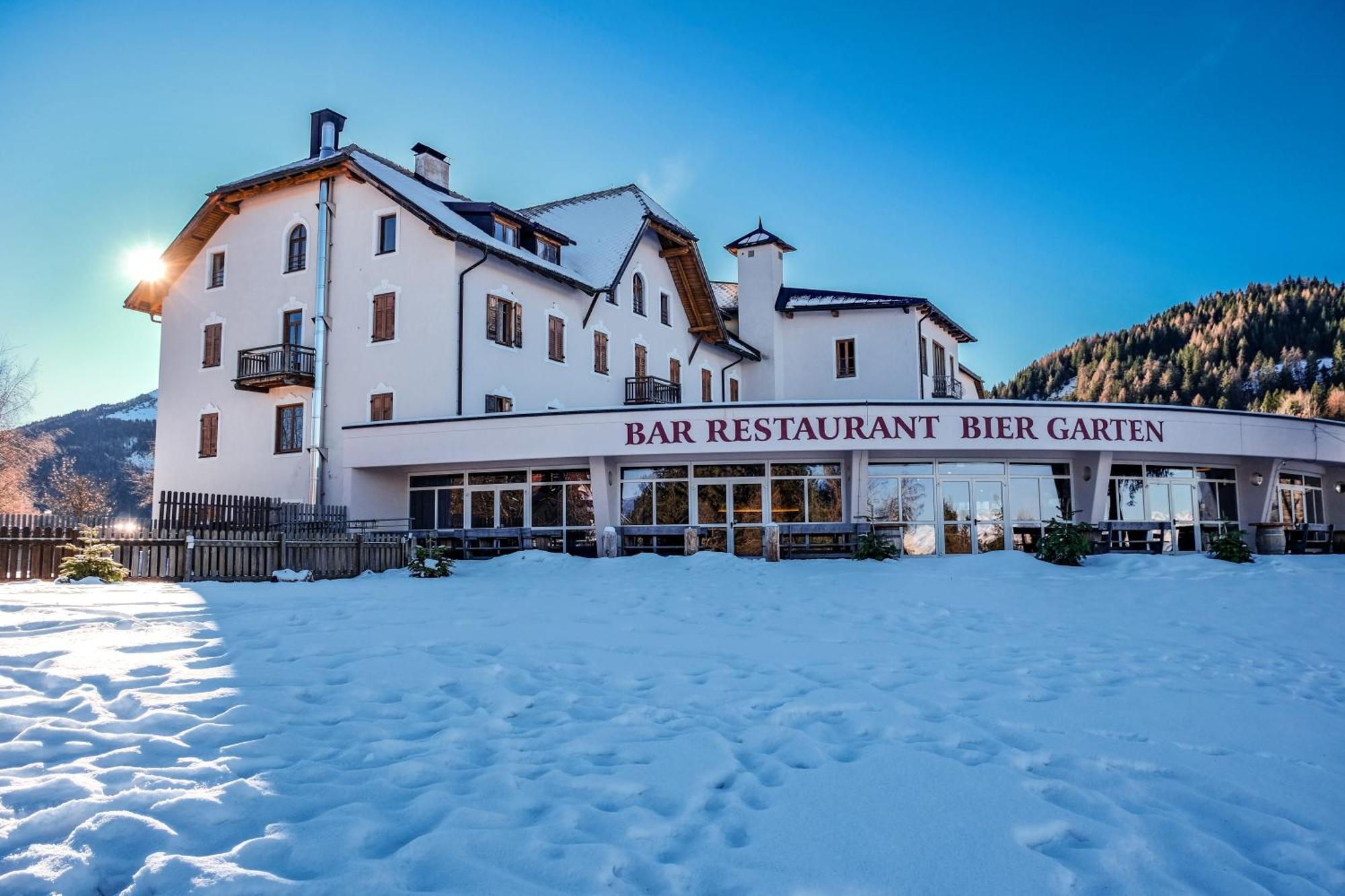 Hotel Leonard Nova Ponente Zewnętrze zdjęcie